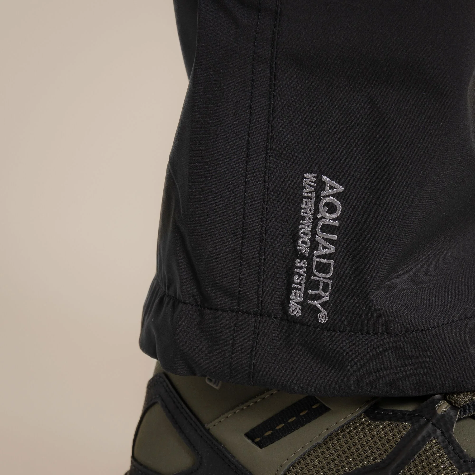 Craghoppers Men's Indus Waterproof Lightweight Cargo Trouser - Image 2