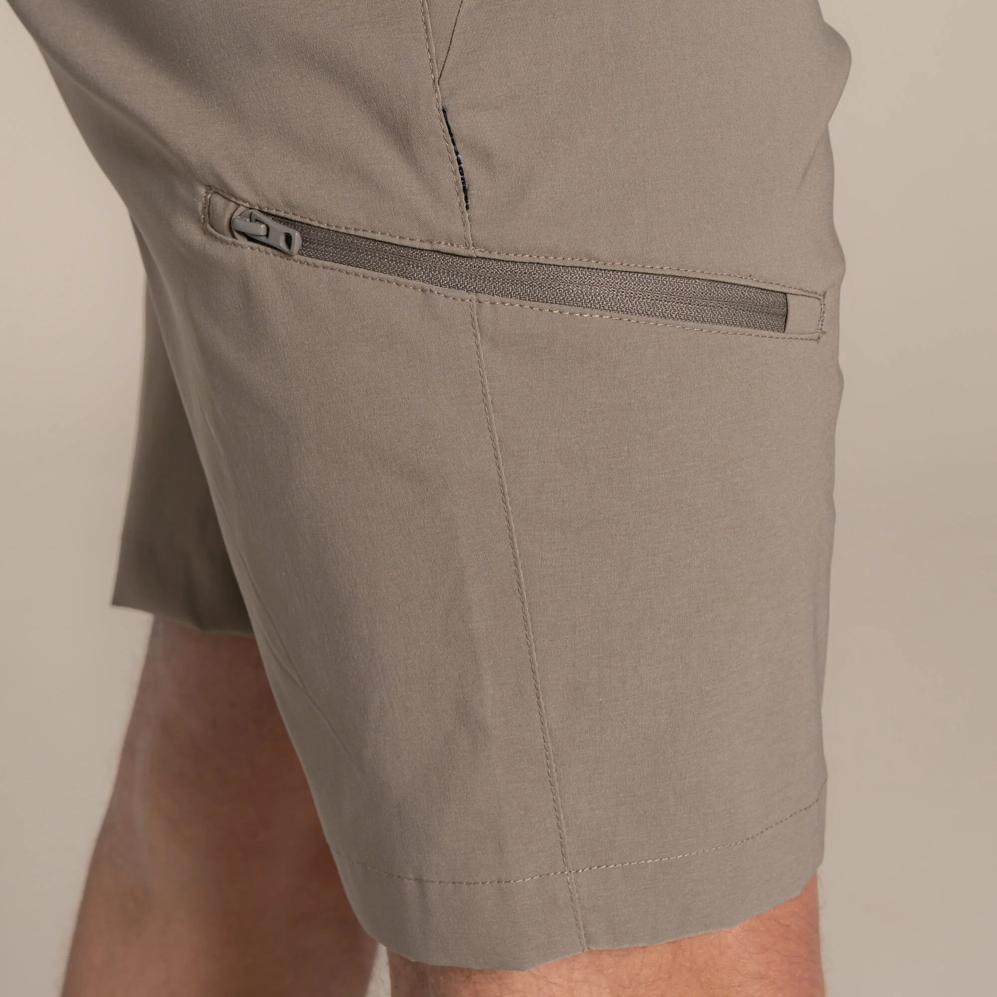 Craghoppers Men's Kiwi Pro III Shorts - Image 18