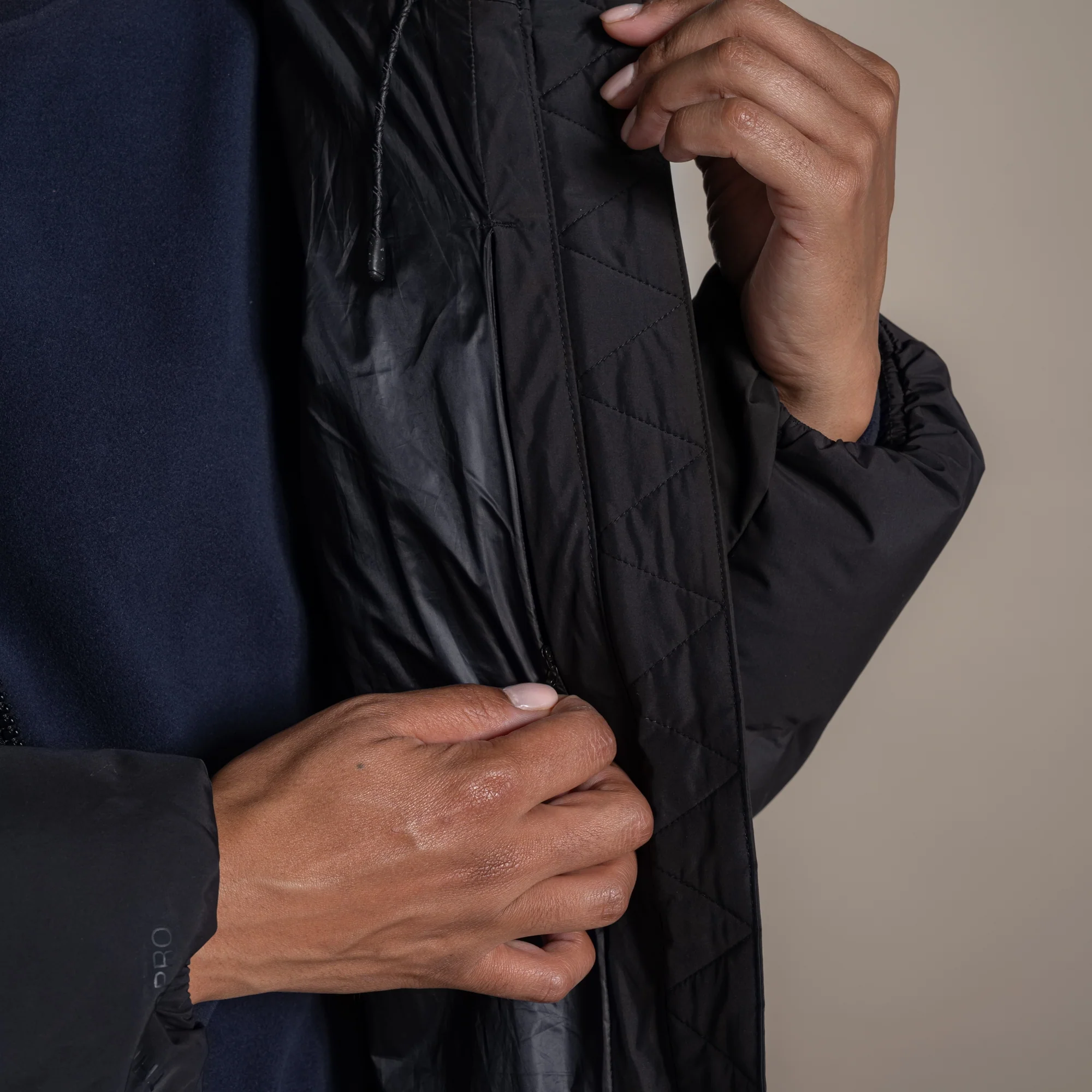 Craghoppers Women's Fellbarrow Hooded Jacket - Image 6