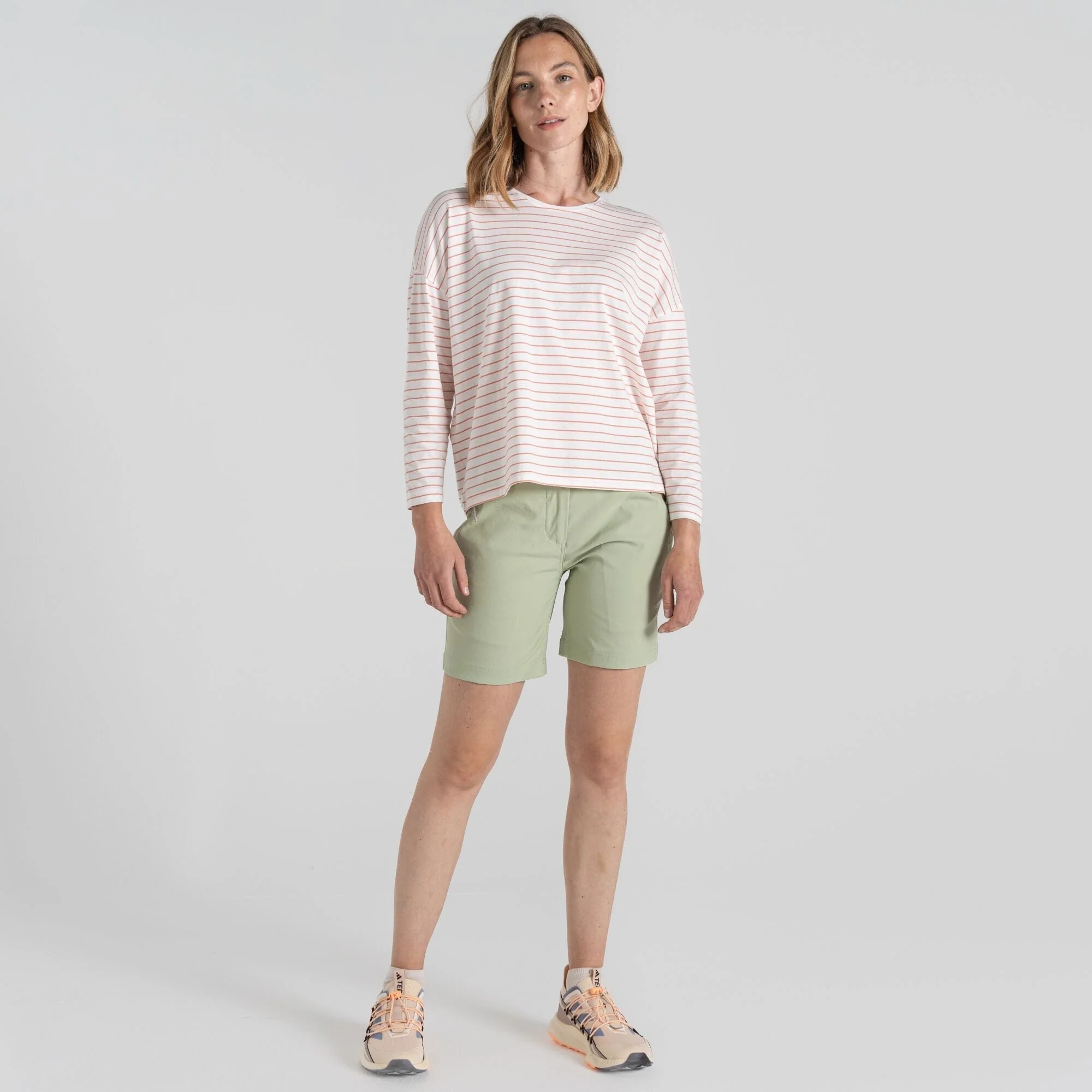 Craghoppers Women's Stretch Kiwi Pro Shorts - Image 47