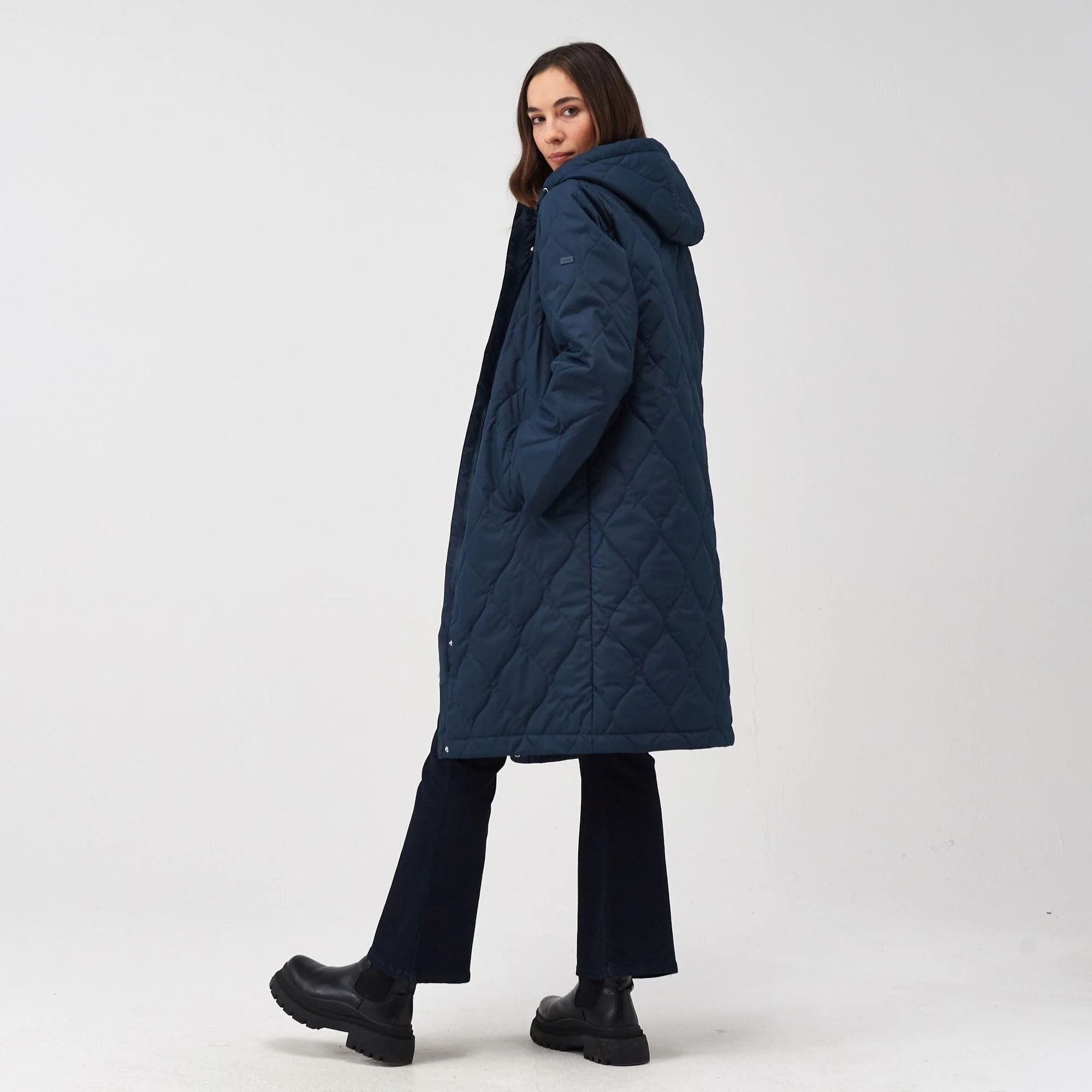 Giovanna Fletcher Collection - Jaycee Quilted Jacket | Rubber - Image 10