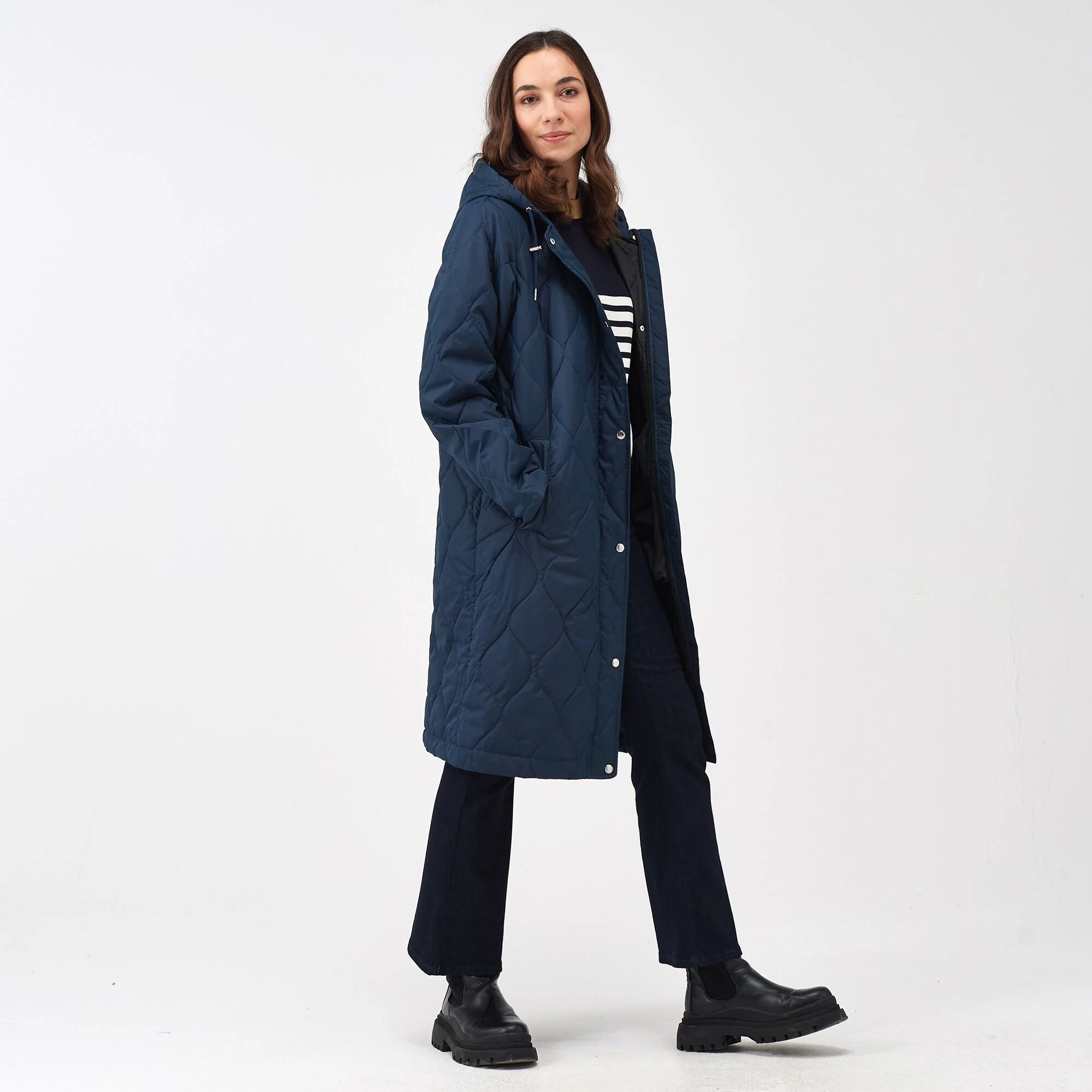 Giovanna Fletcher Collection - Jaycee Quilted Jacket | Rubber - Image 17