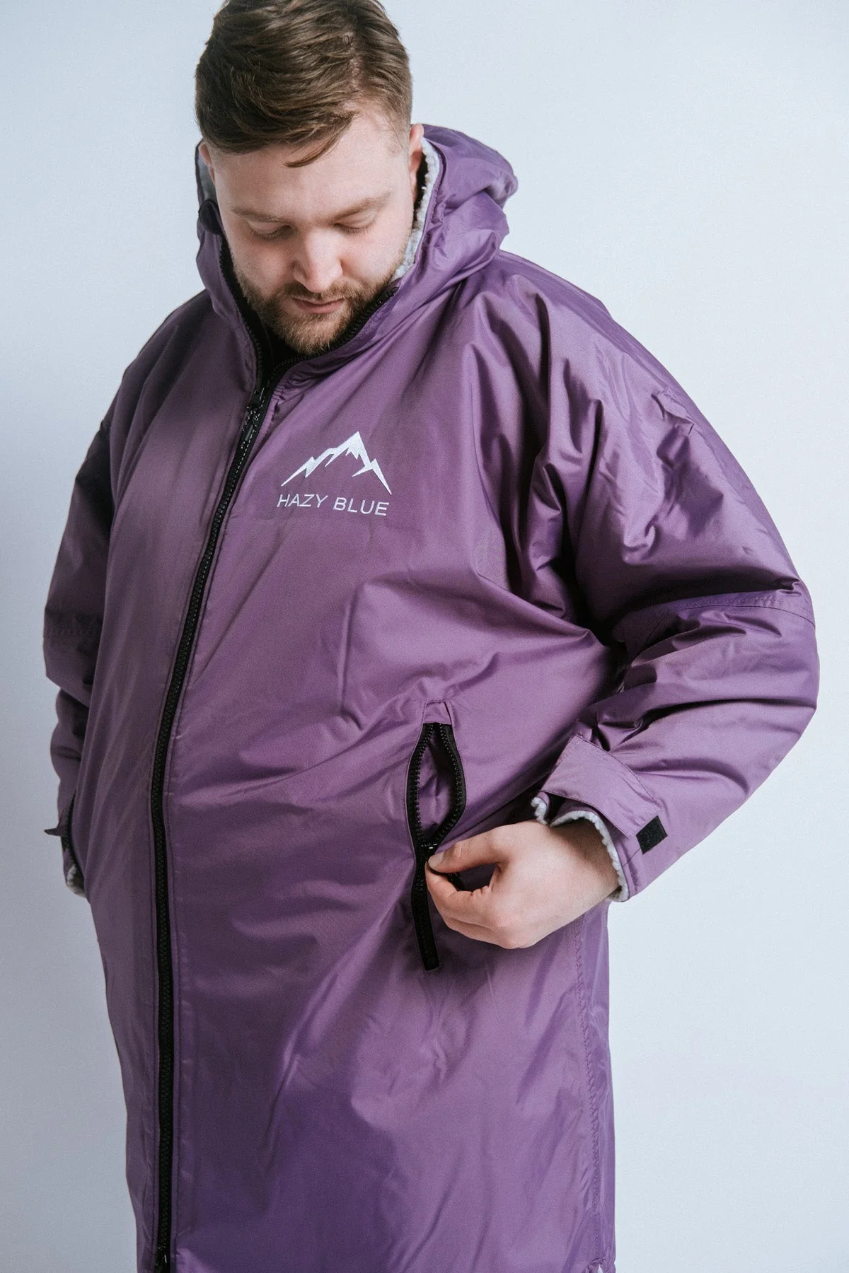 Hazy Blue Waterproof Adults All Weather Changing Robe - Newquay - Image 16