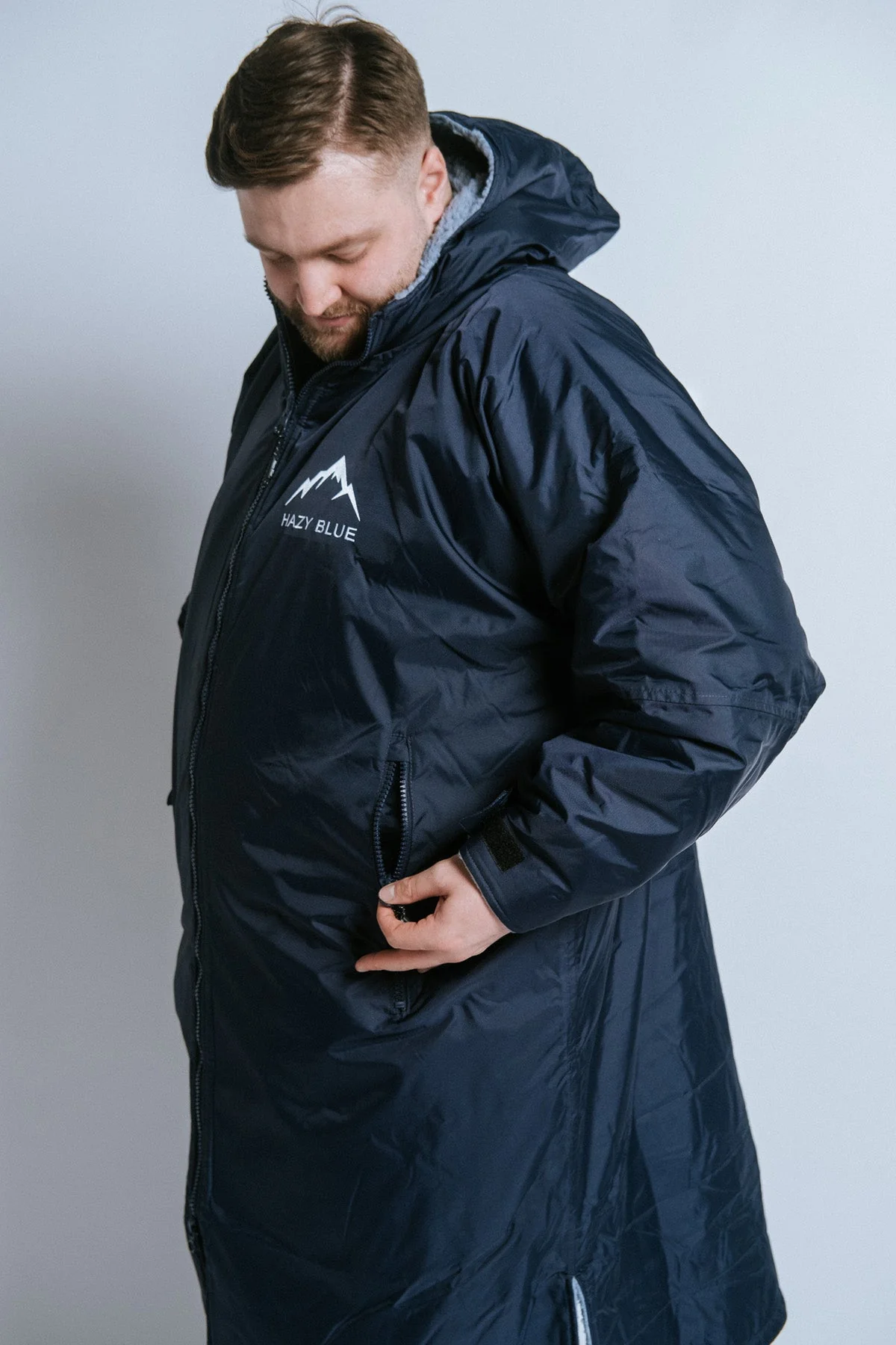 Hazy Blue Waterproof Adults All Weather Changing Robe - Newquay - Image 46