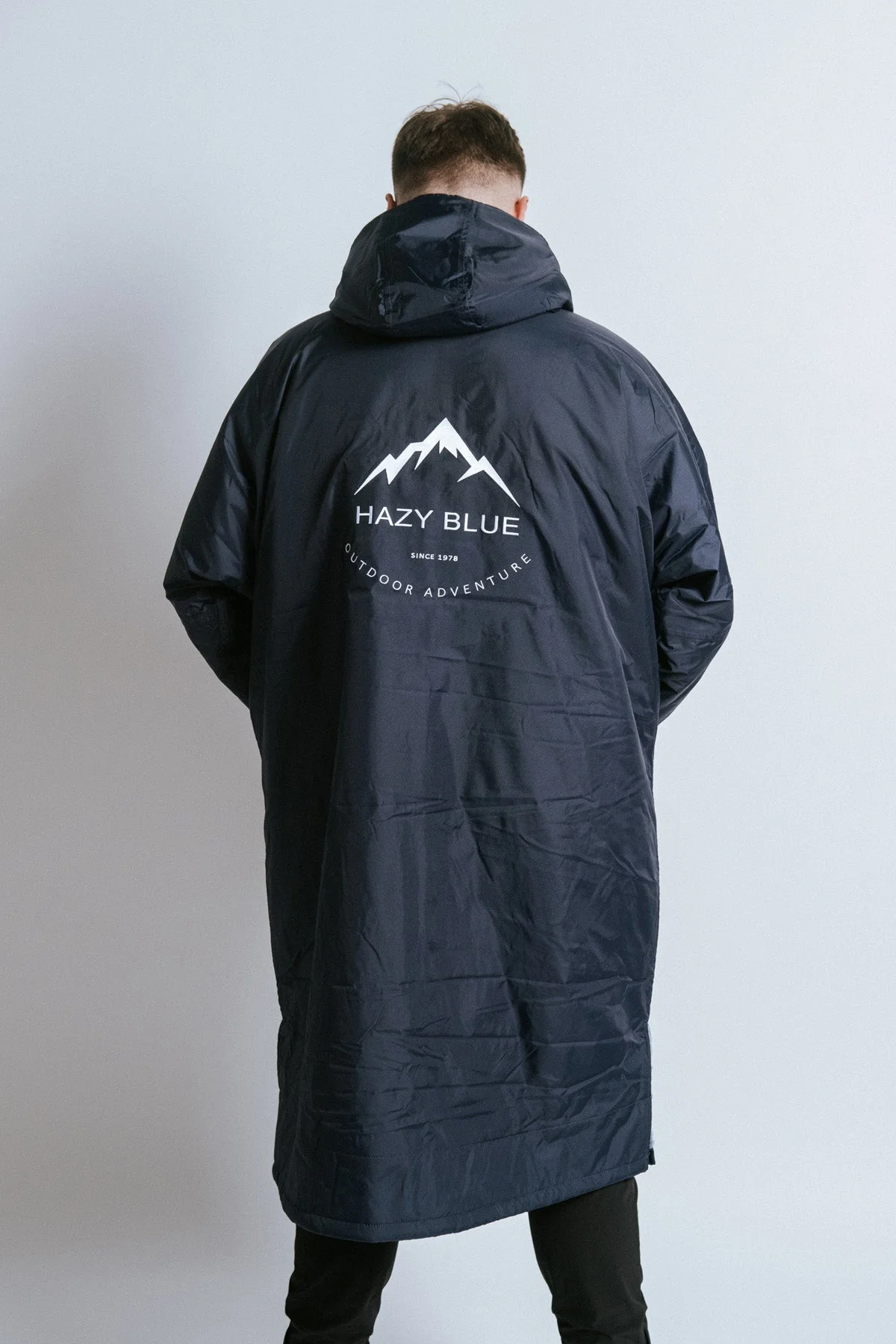 Hazy Blue Waterproof Adults All Weather Changing Robe - Newquay - Image 48