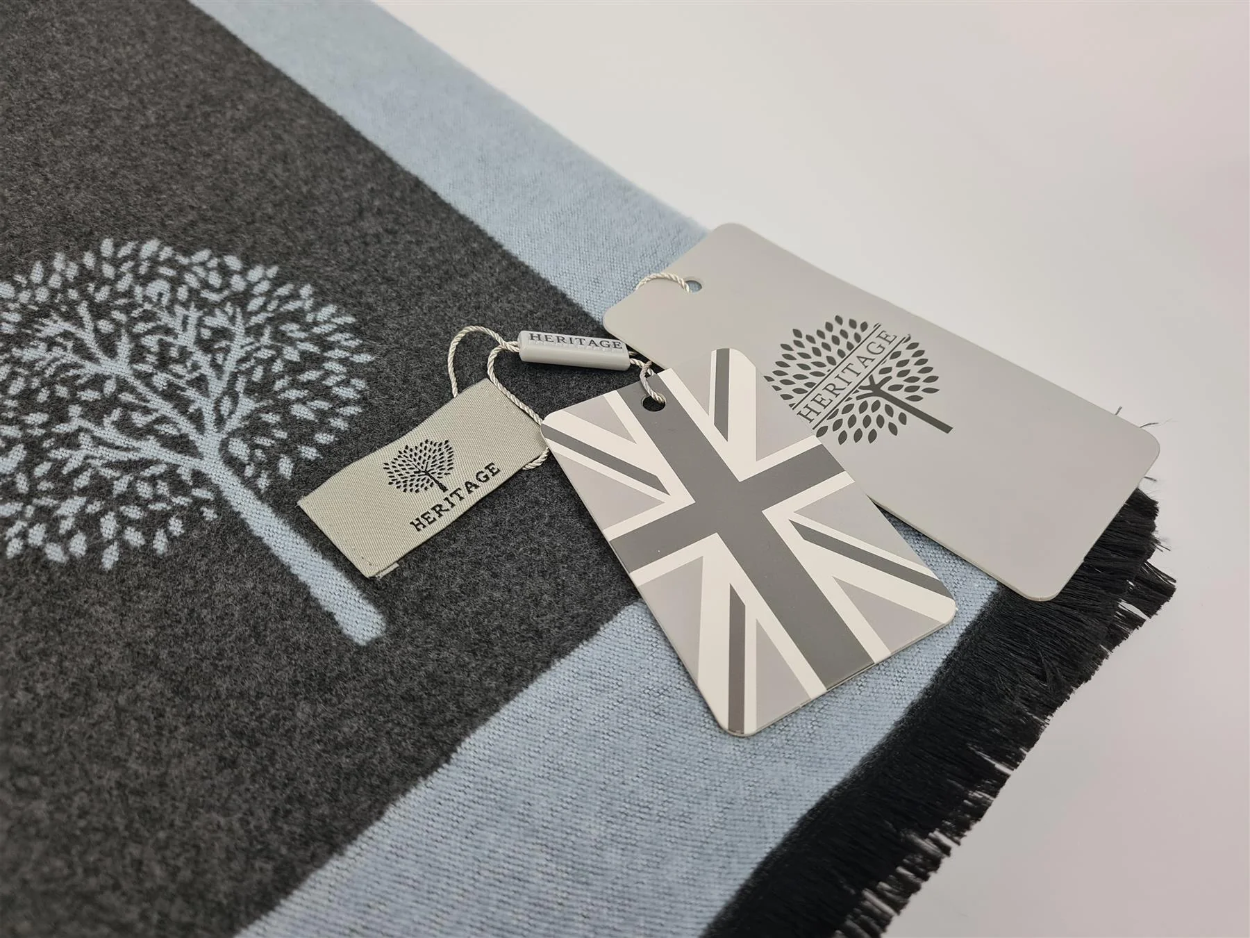 Heritage Pashmina Tree Of Life Womens Scarf - Image 15