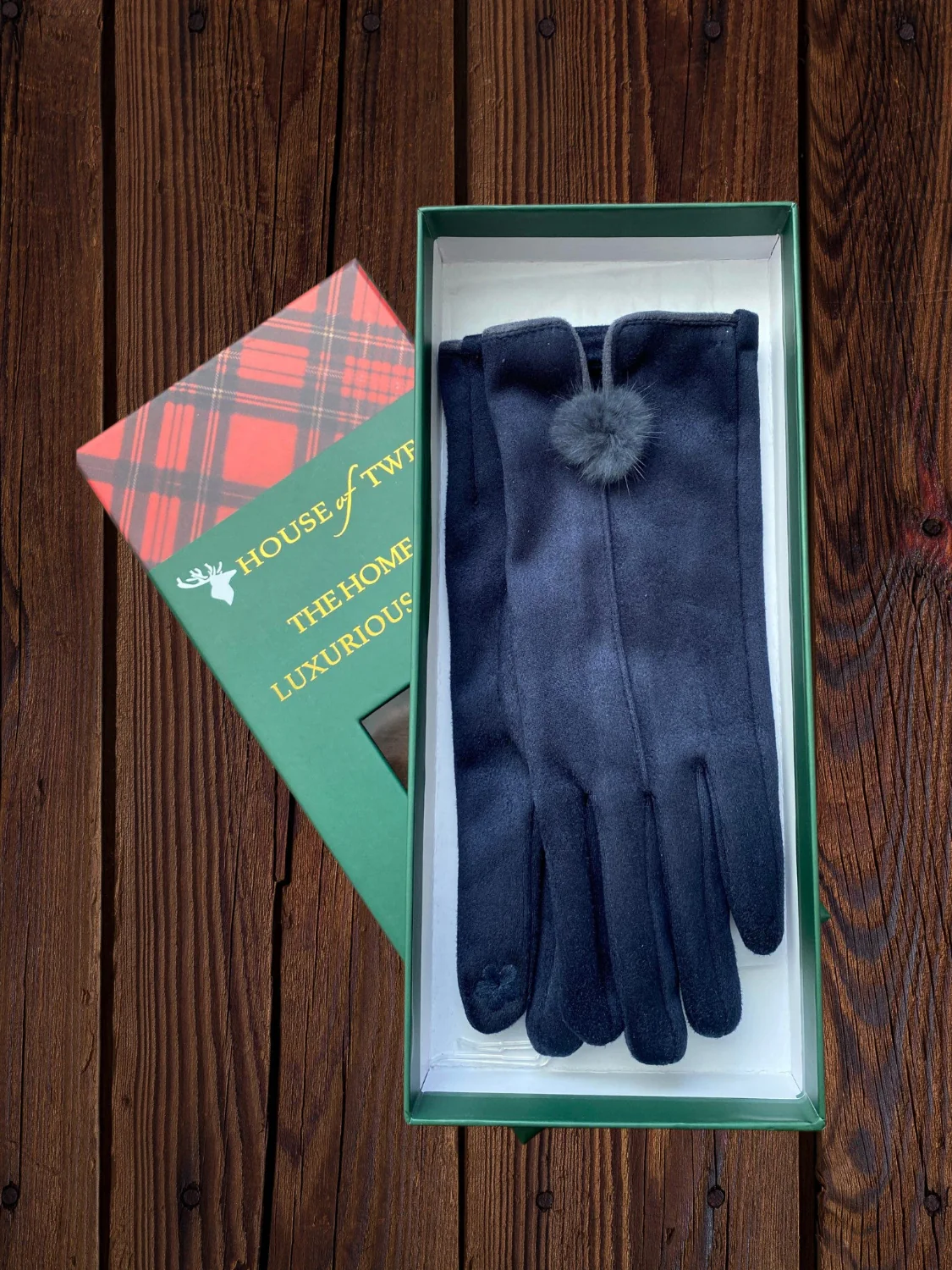 House Of Tweed Ladies Faux Suede Soft Gloves One Size - Image 4