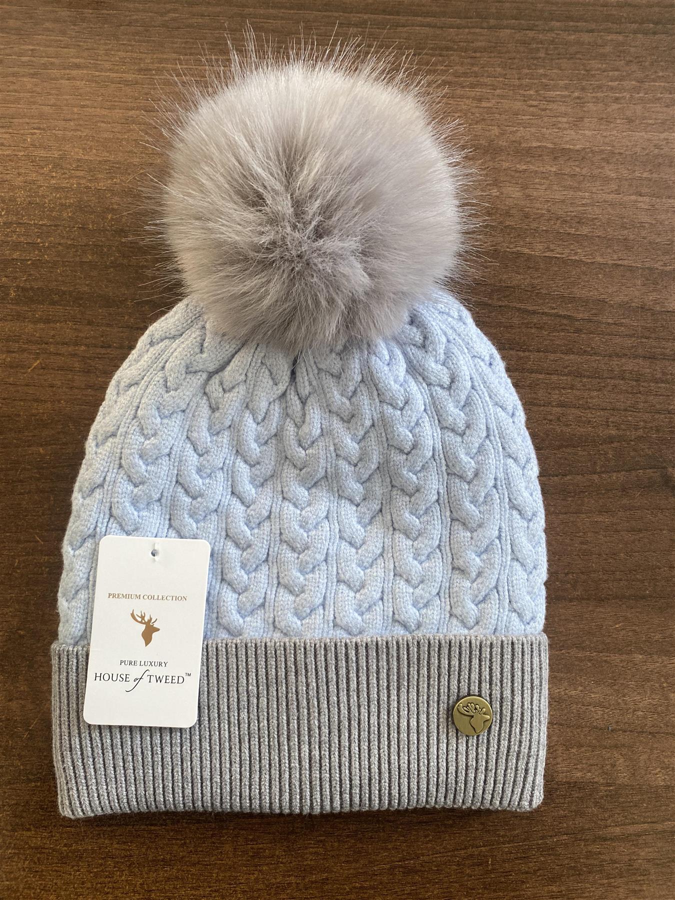 House of Tweed Womens Two Tone Cable Knit Bobble Hats - Image 6