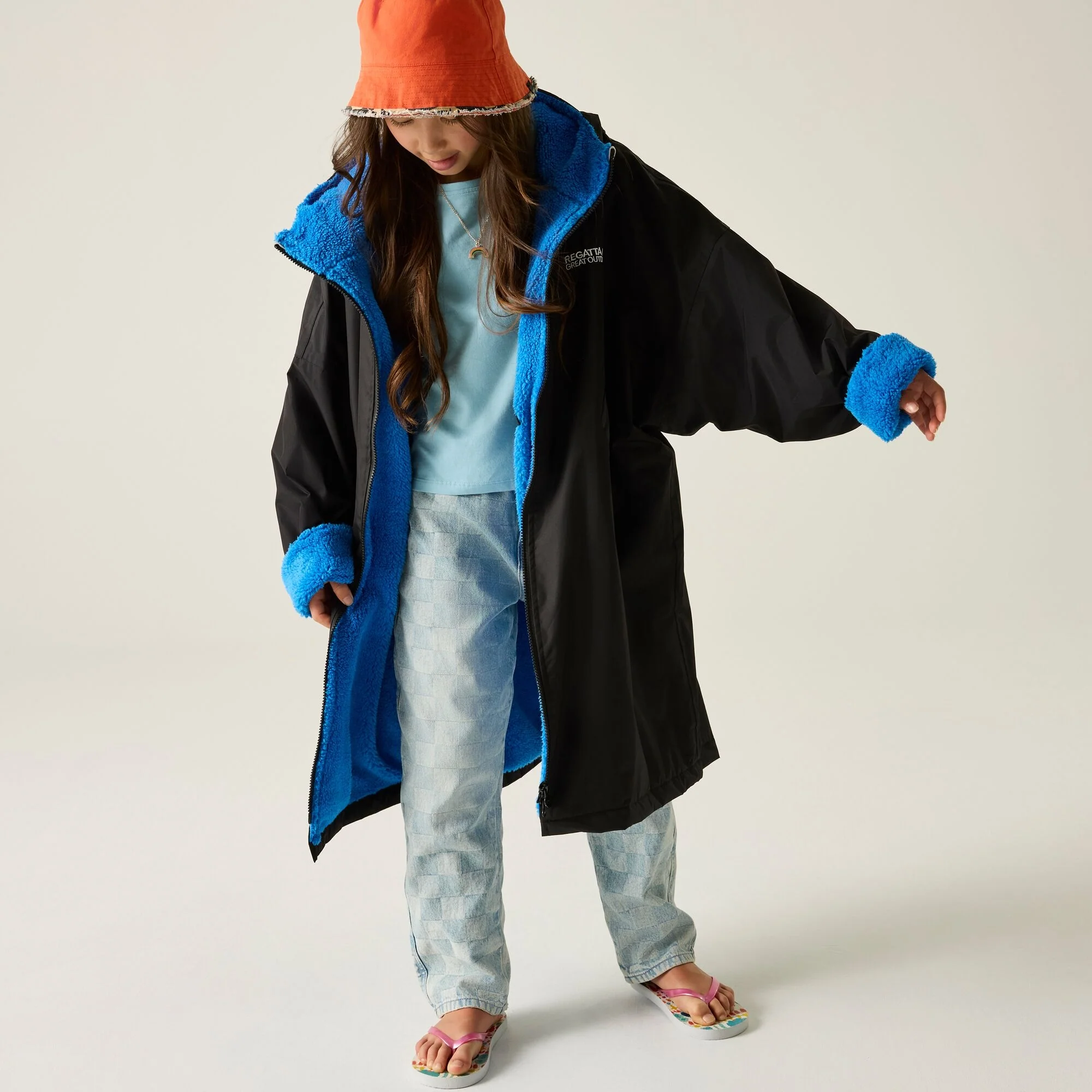 Regatta Junior Waterproof Changing Robe - Image 14