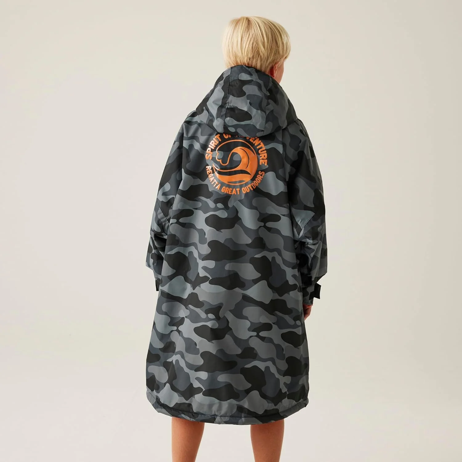 Regatta Junior Waterproof Changing Robe - Image 25