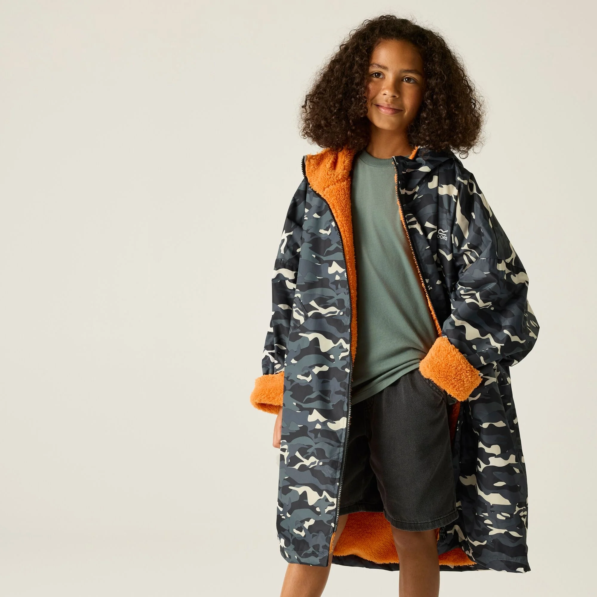 Regatta Junior Waterproof Changing Robe - Image 5