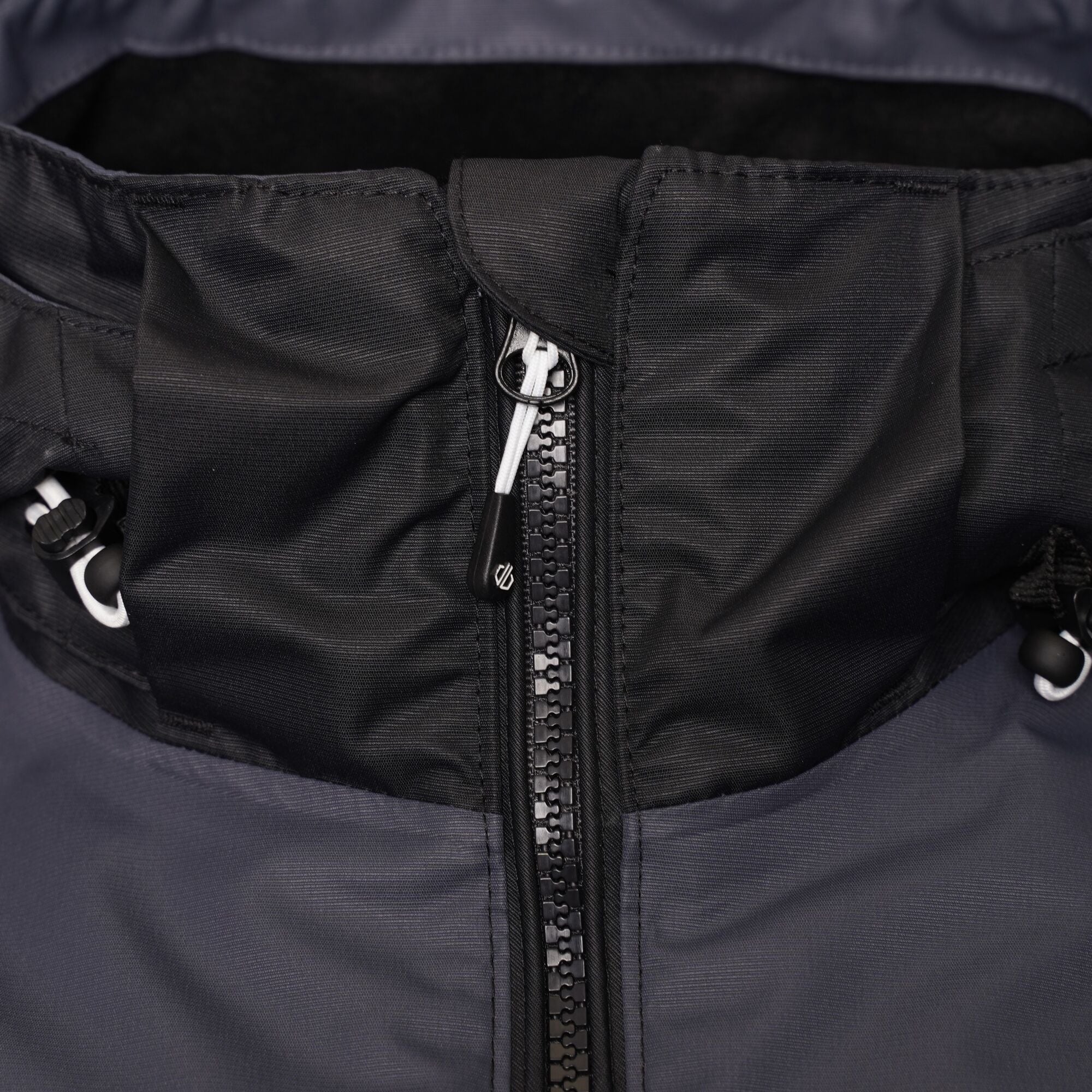 Regatta D2B Women's Radiate II Waterproof Ski Jacket - Image 9