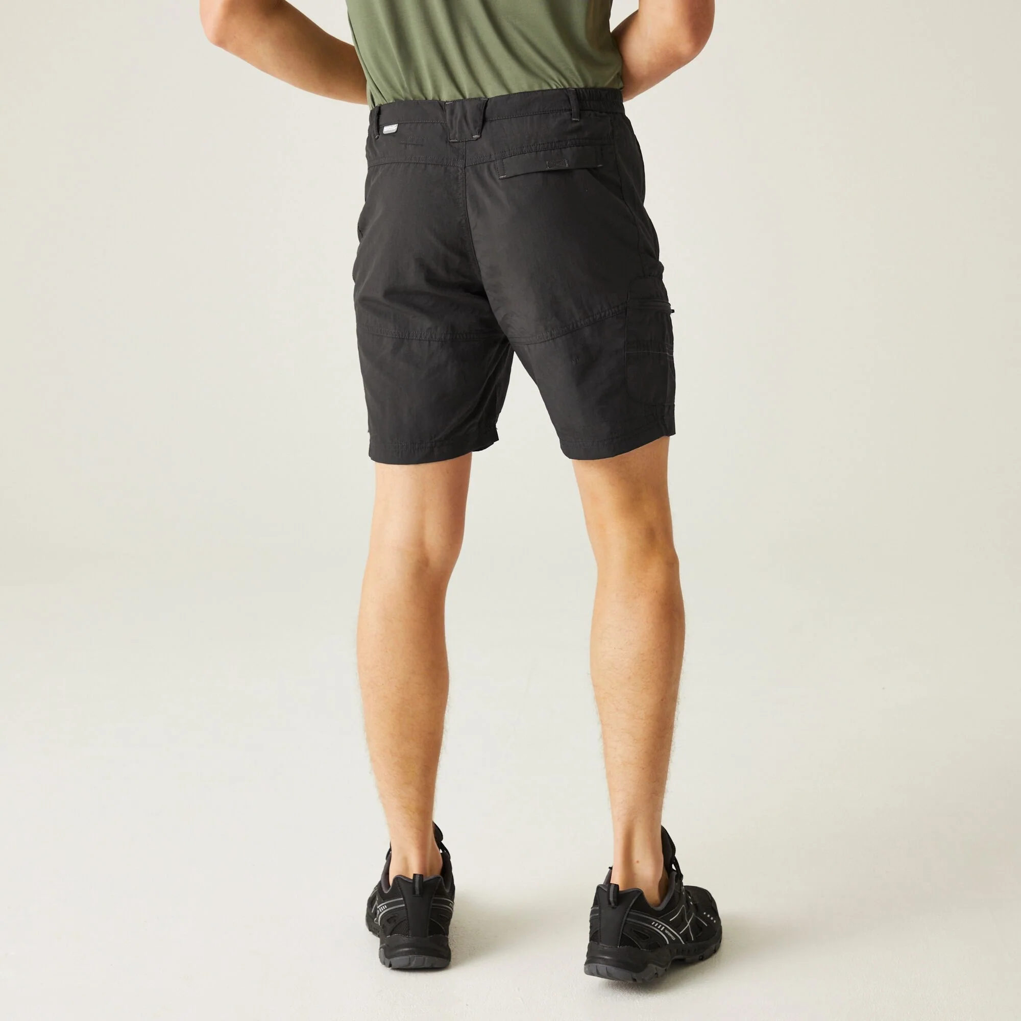 Regatta Men's Leesville II Multi Pocket Walking Shorts - Image 66