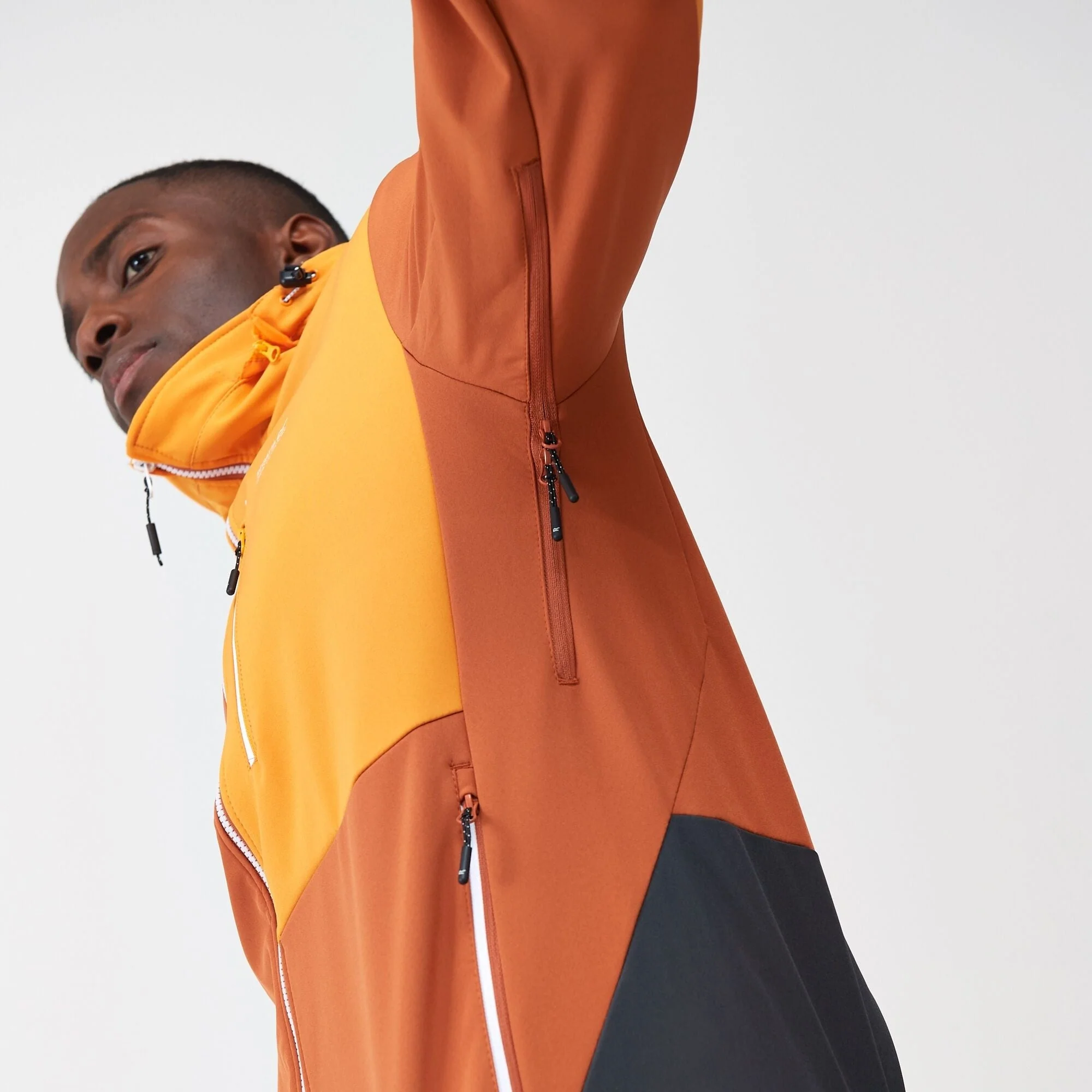 Regatta Men's Hewitts IX Softshell Jacket - Image 6
