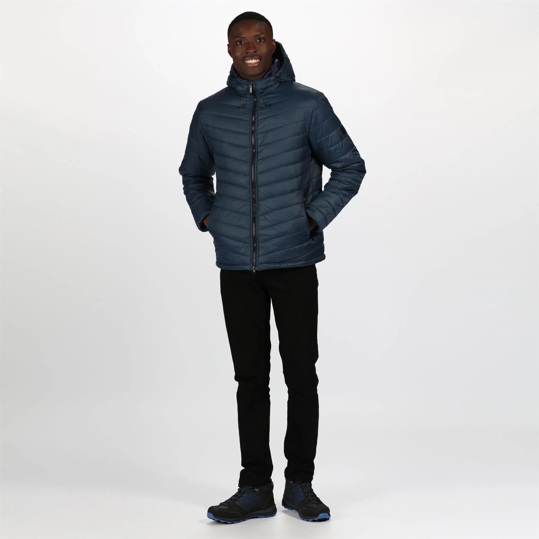 Regatta Mens Volter Loft Heated Insulated Quilted Hooded Jacket - Image 6