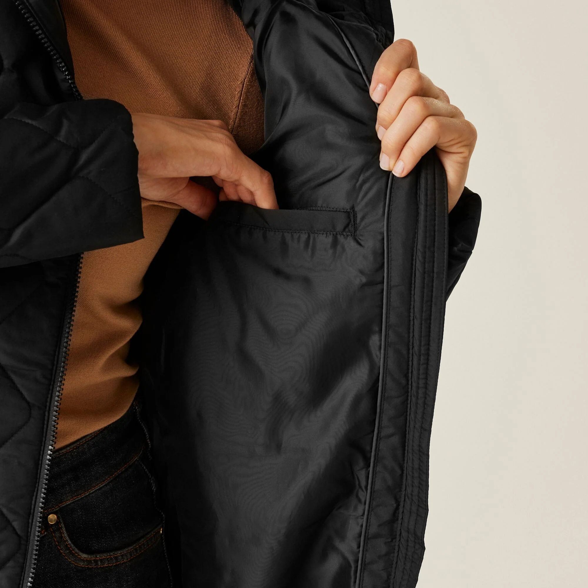 Regatta Women's Fritha III Insulated Parka Jacket - Image 6