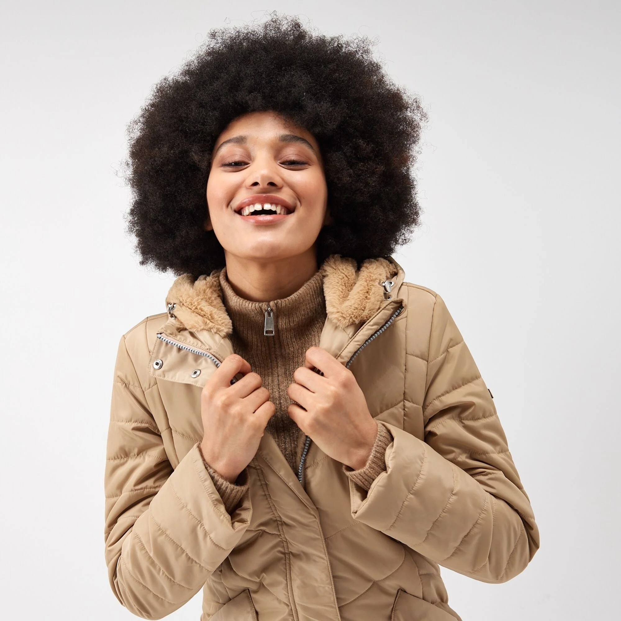 Regatta Women's Panthea Hooded Jacket - Image 4