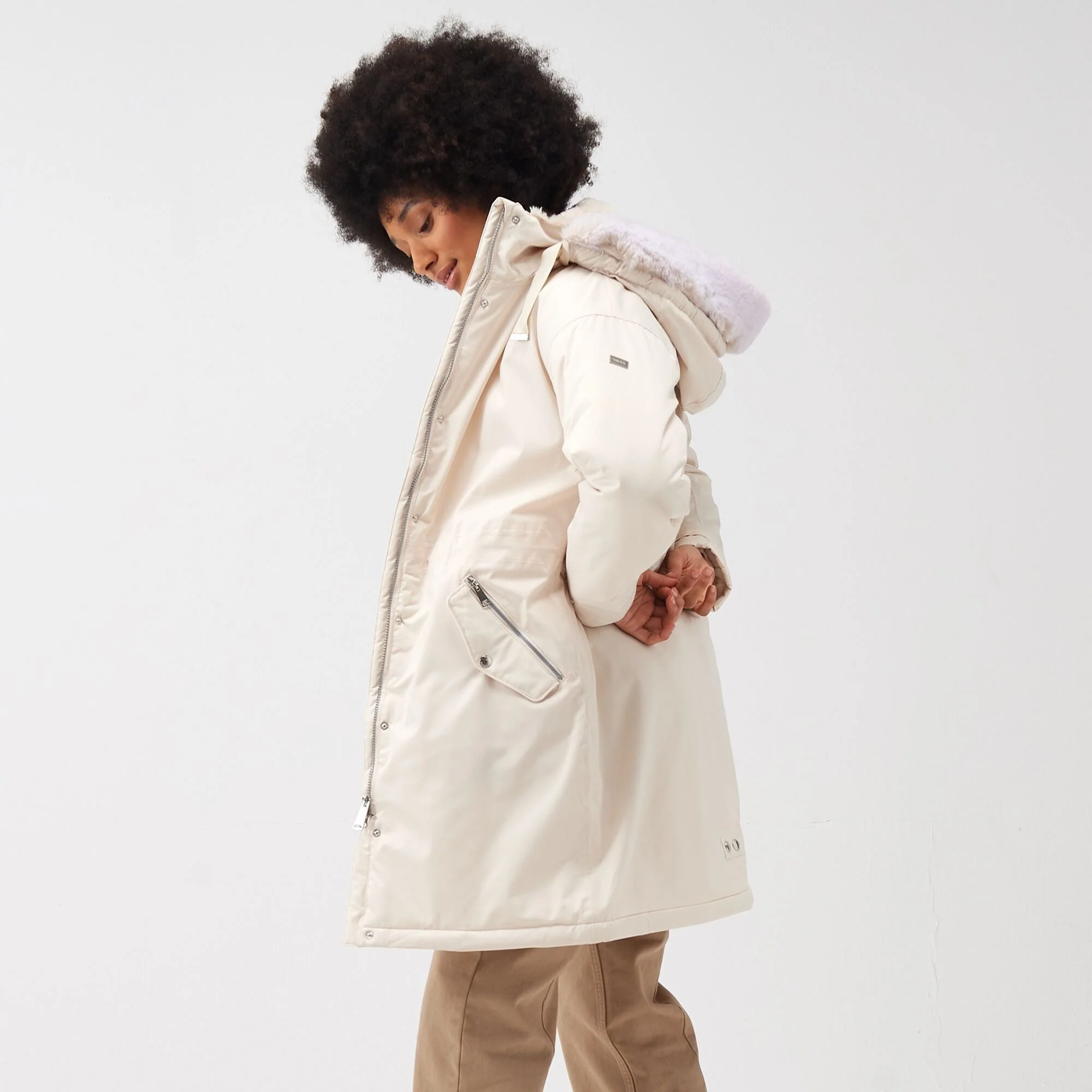 Regatta Women's Samaria Waterproof Jacket - Image 2