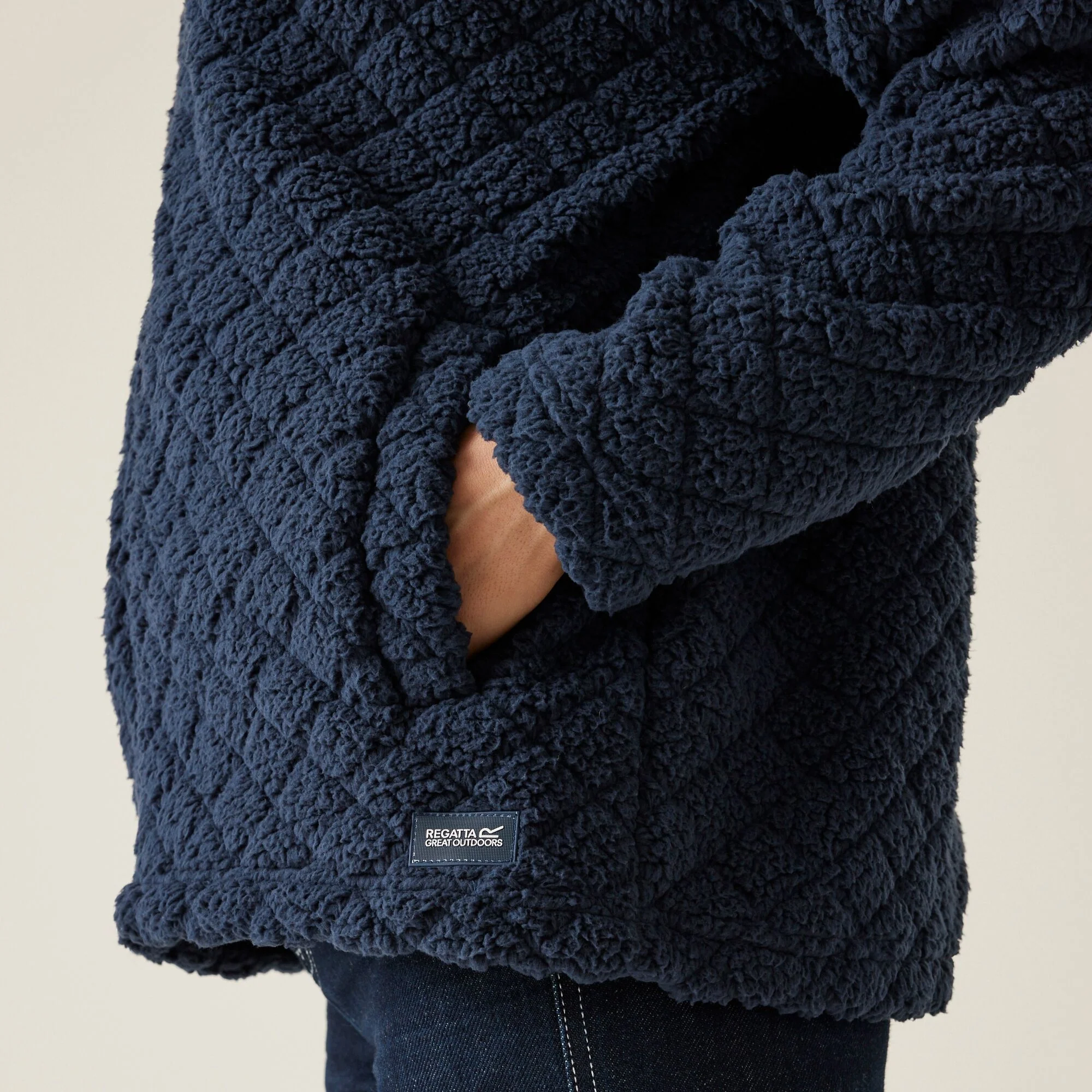 Regatta WomensWomen's Apphia Full Zip Fluffy Fleece - Image 6